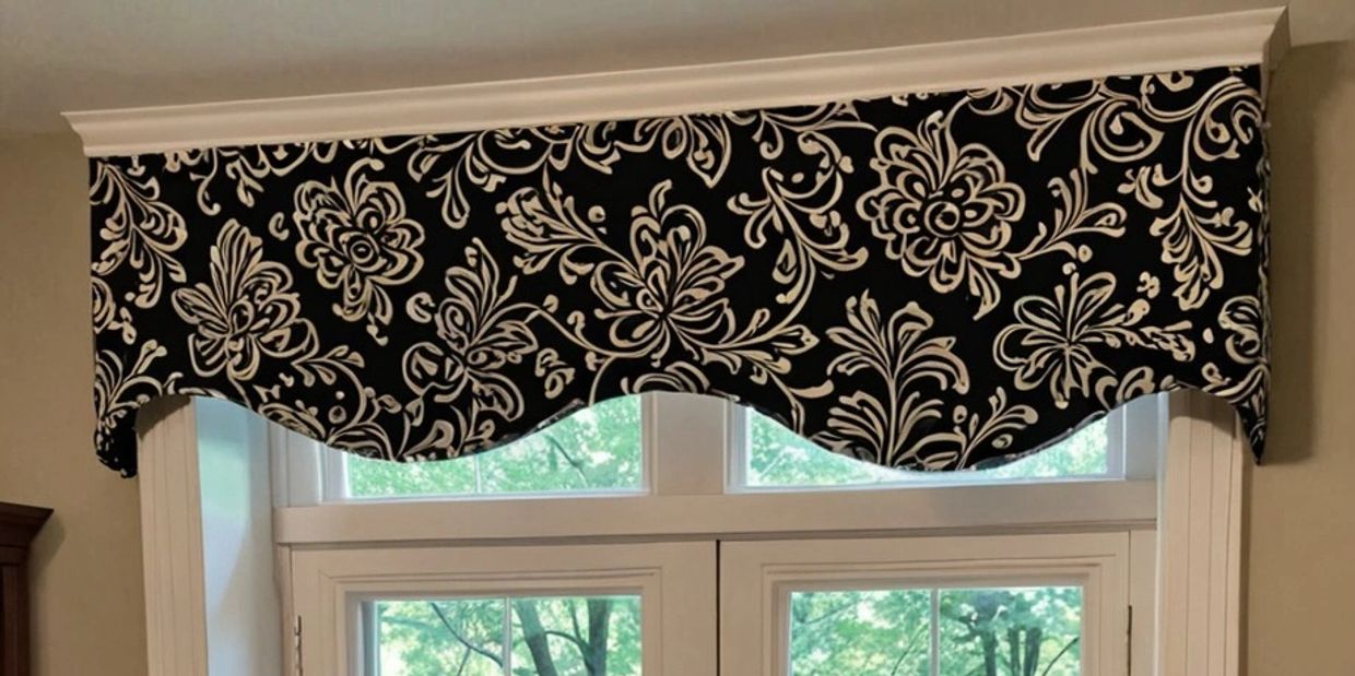 Custom cornice box for window 