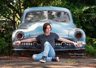 High school pictures- Rockford, Illinois- Photographer Olson Photography-top-Belvidere- Winnebago- 