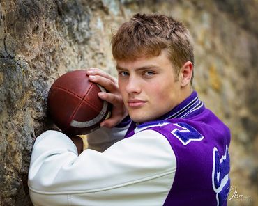 pictures of hs seniors in Rockford, Illinois- Photographers