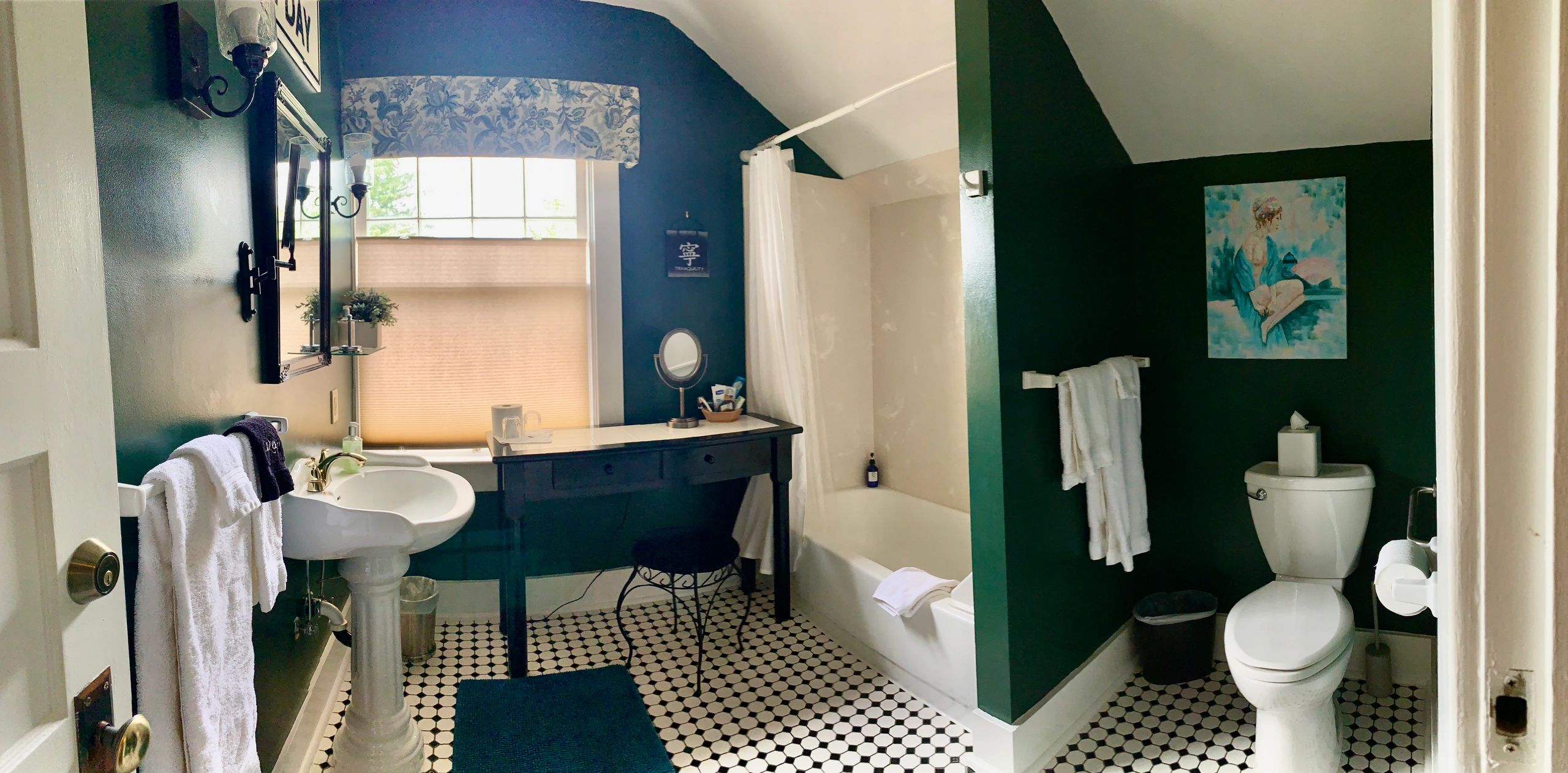 Bayberry Inn Bed and Breakfast and Retreat — photo 5