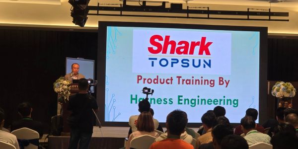 Harness Engineering presenting at Shark Topsun product training event.