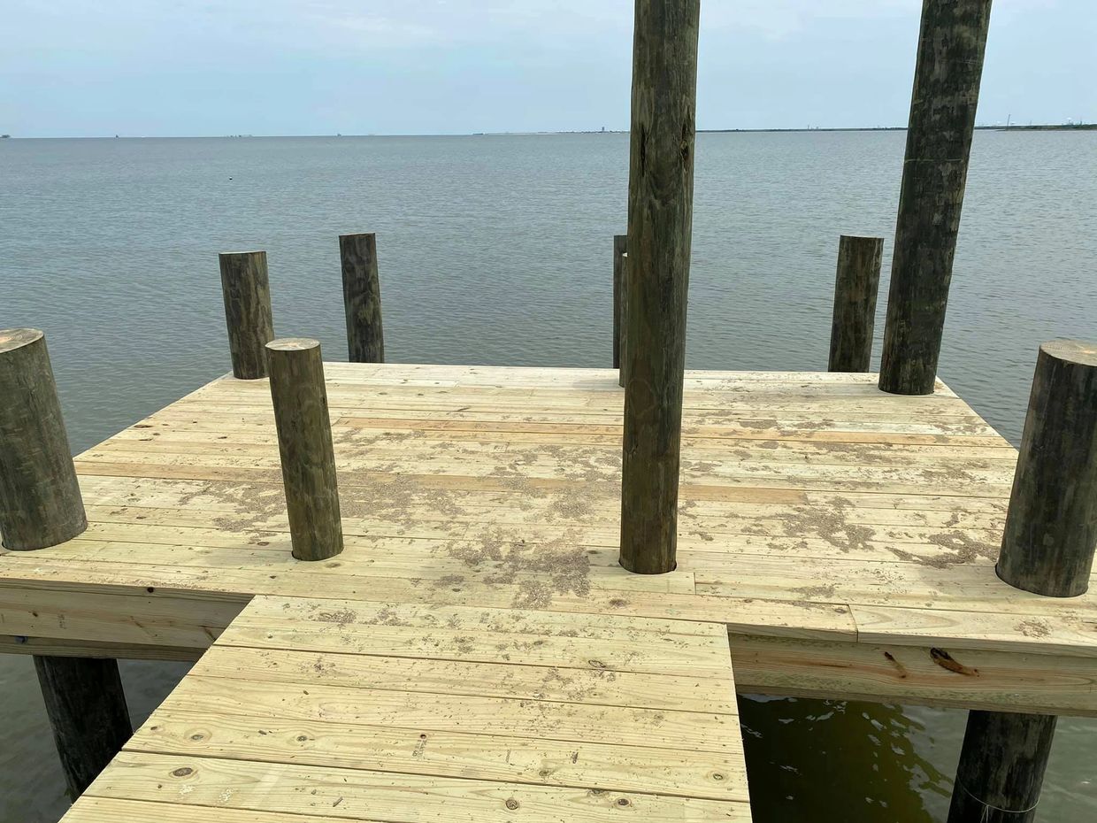 Platform Dock Kemah, San Leon, Seabrook, Clear Lake, Texas City, Bacliff, League City and Galveston 