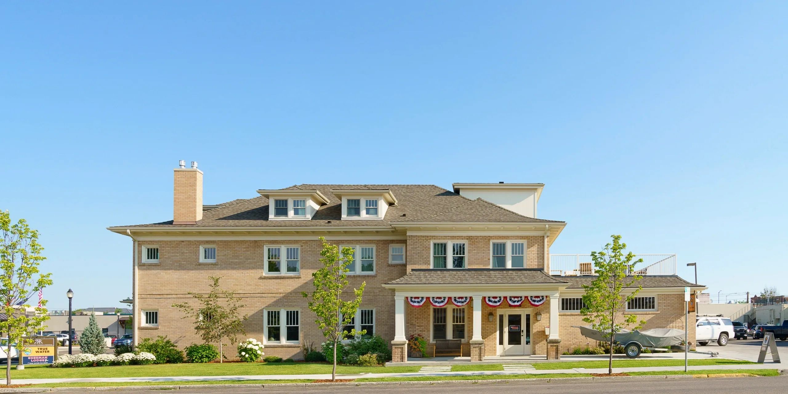 Boutique Lodging Downton Kalispell Hotel, Lodge, Inn, Vacation Rental