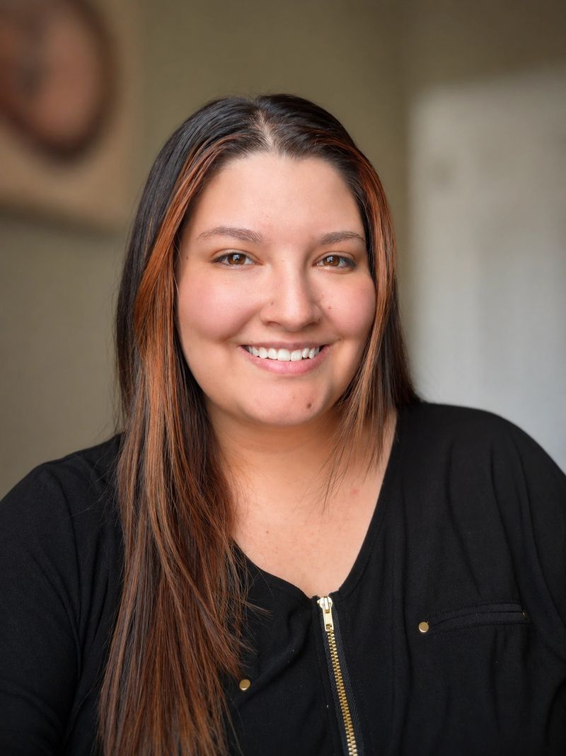 Mari Alonzo, LCSW- NM, LMSW- TX