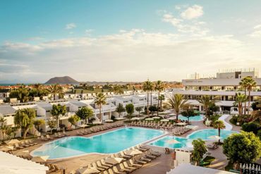 Piscina en Hotel Fuerteventura Playa Park en Corralejo