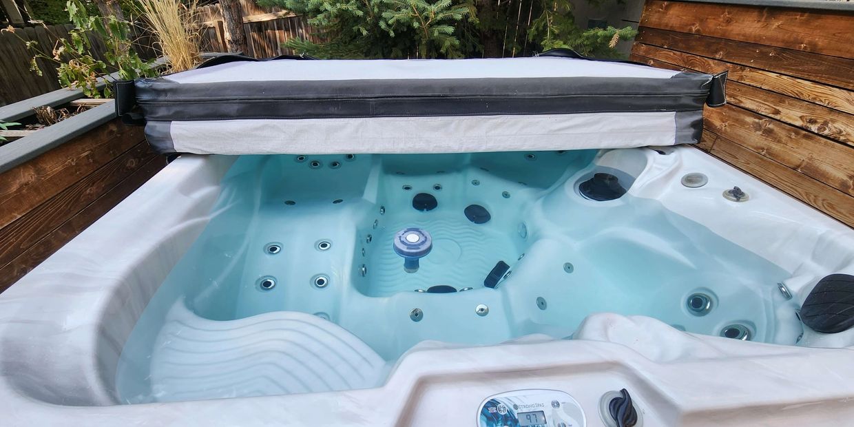 Beautifully cleaned and well maintained hot tub in Bend and Central Oregon after routine service. 