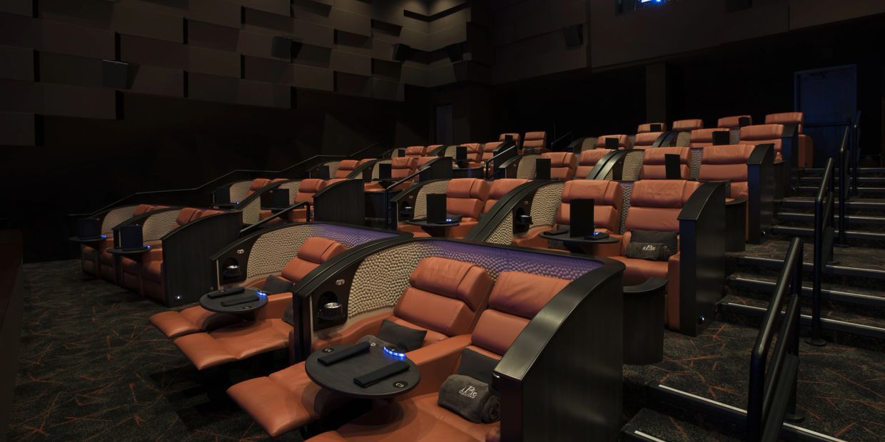 Club House Cinema, Private Cinema, Home Cinema, Club Theatres in Delhi, Gurgaon, Faridabad, India