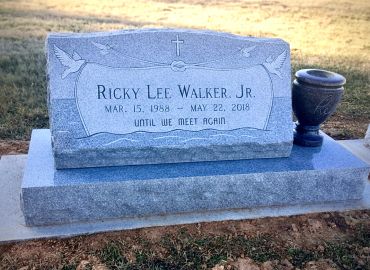 Gravestone of Ricky Lee Walker, Jr.