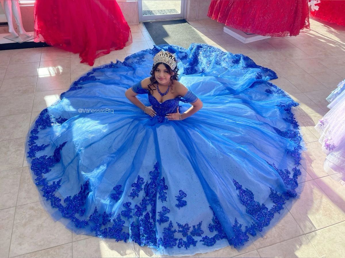 green emerald velvet dress Veronica Luxury Couture Flower Girl Dress main image 0