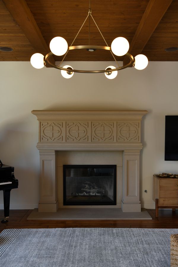 Image of neutral living room and modern chandelier in Southern California Residence 