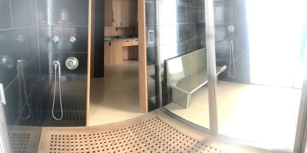 Walk in shower with steam room