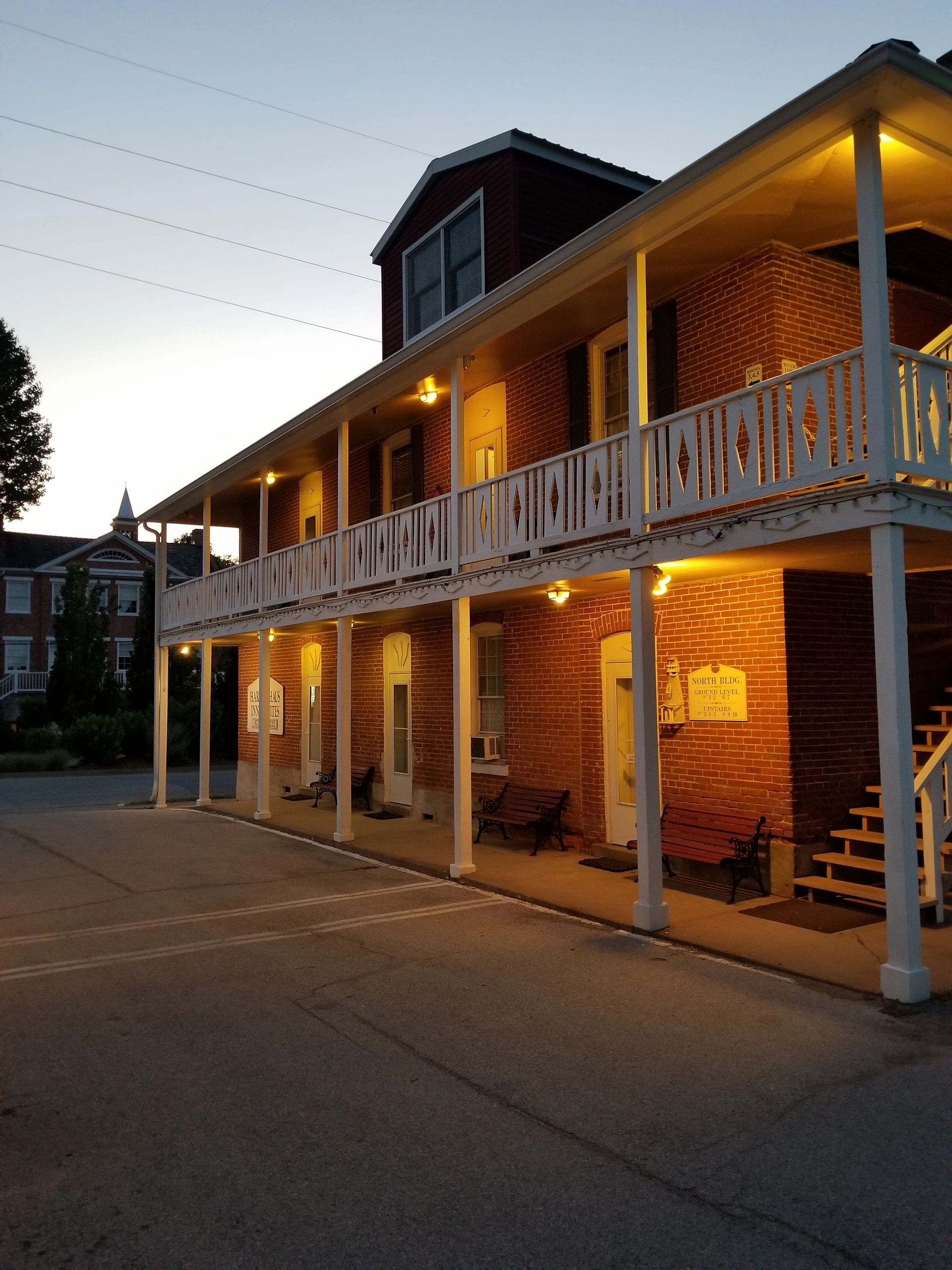 Harbor Haus Hotel Hermann Missouri, Bed and Breakfast, Airbnb