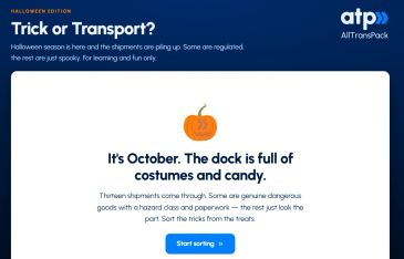 Halloween-themed interactive shipping game introduction.