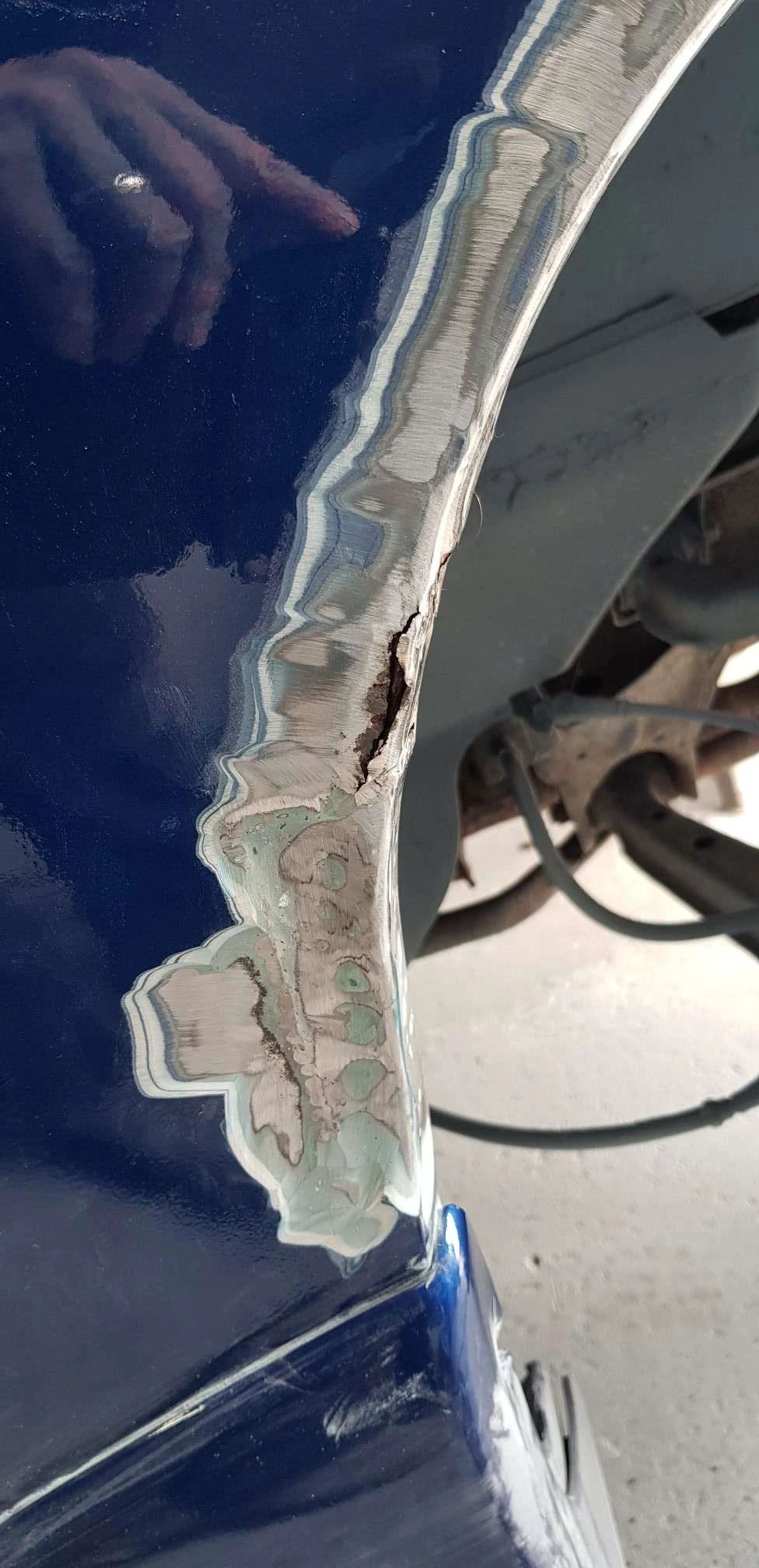 MX5 Wing Rust Repair