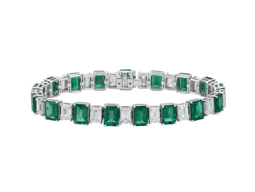 Emerald and diamond bracelet in white gold