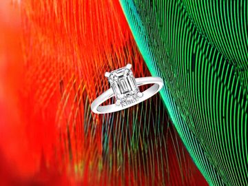 Emerald cut diamond engagent ring