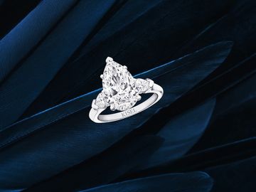 Three stone pear diamond ring
