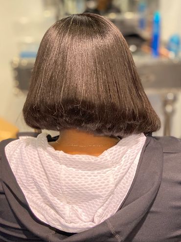 women bob cut 