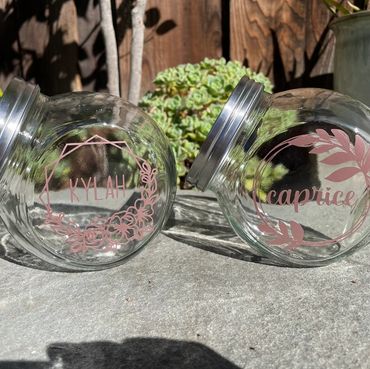 Personalized Wreath Candy Jar (Party Set)