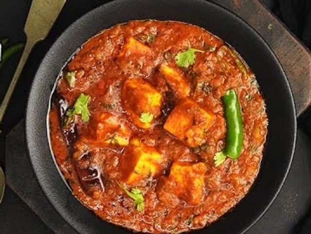 Jodhpuri Mirchi Paneer
