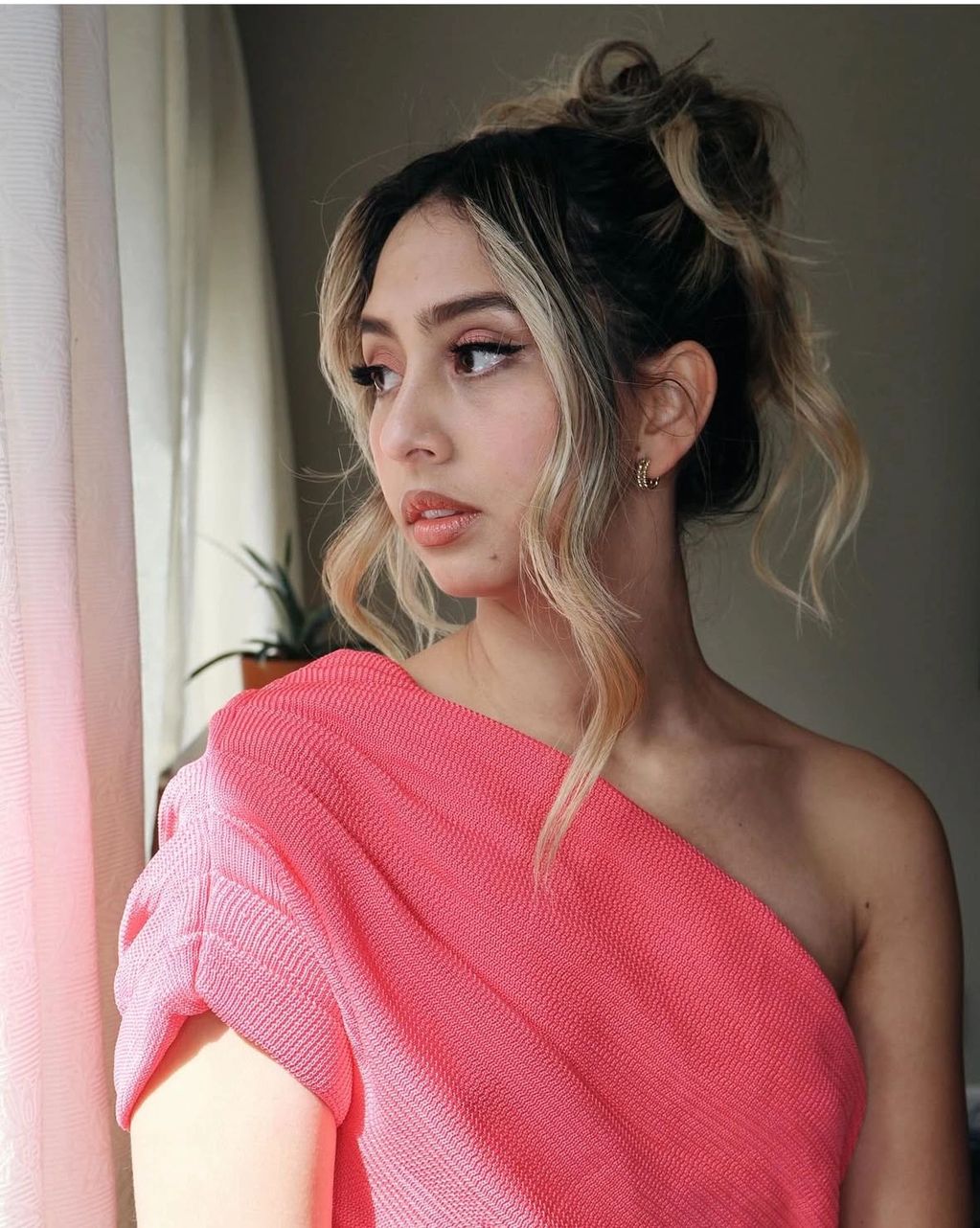 Meet Laura
