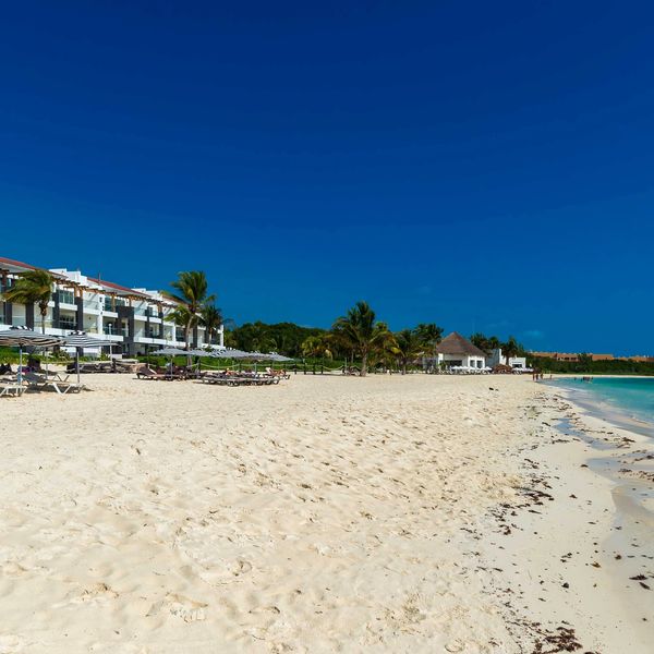 Despierta frente al mar,
disfruta cada partido  y convierte el Mundial en tu mejor 
