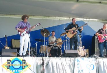 International Pop Overthrow - Los Angeles, California 