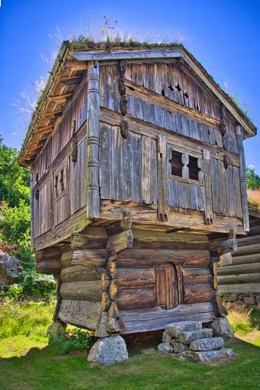 Historic Norweigian Farmhouse 2