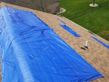Roof Tarping and Board-up