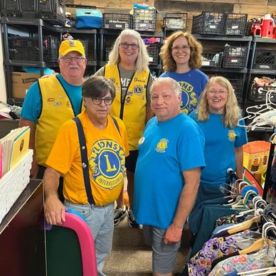 Six Bartlett Lions volunteering
