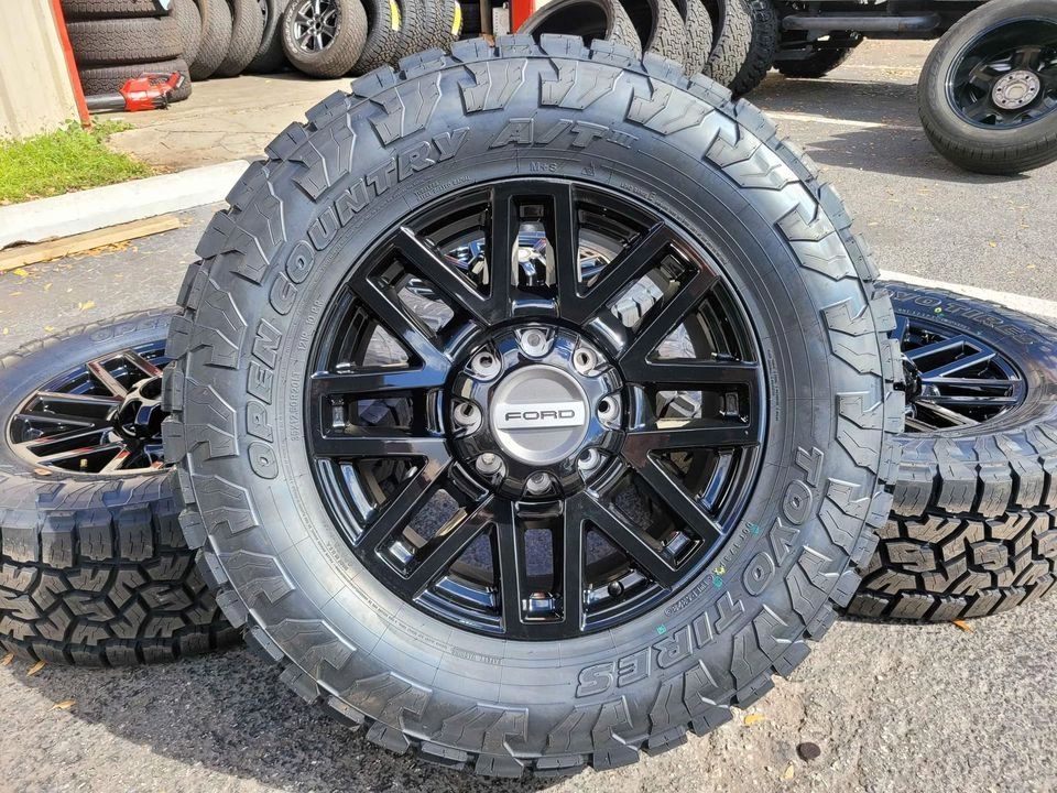 20" FORD F250 / F350 WHEELS & 35" TOYO AT3 TIRES *BRAND NEW