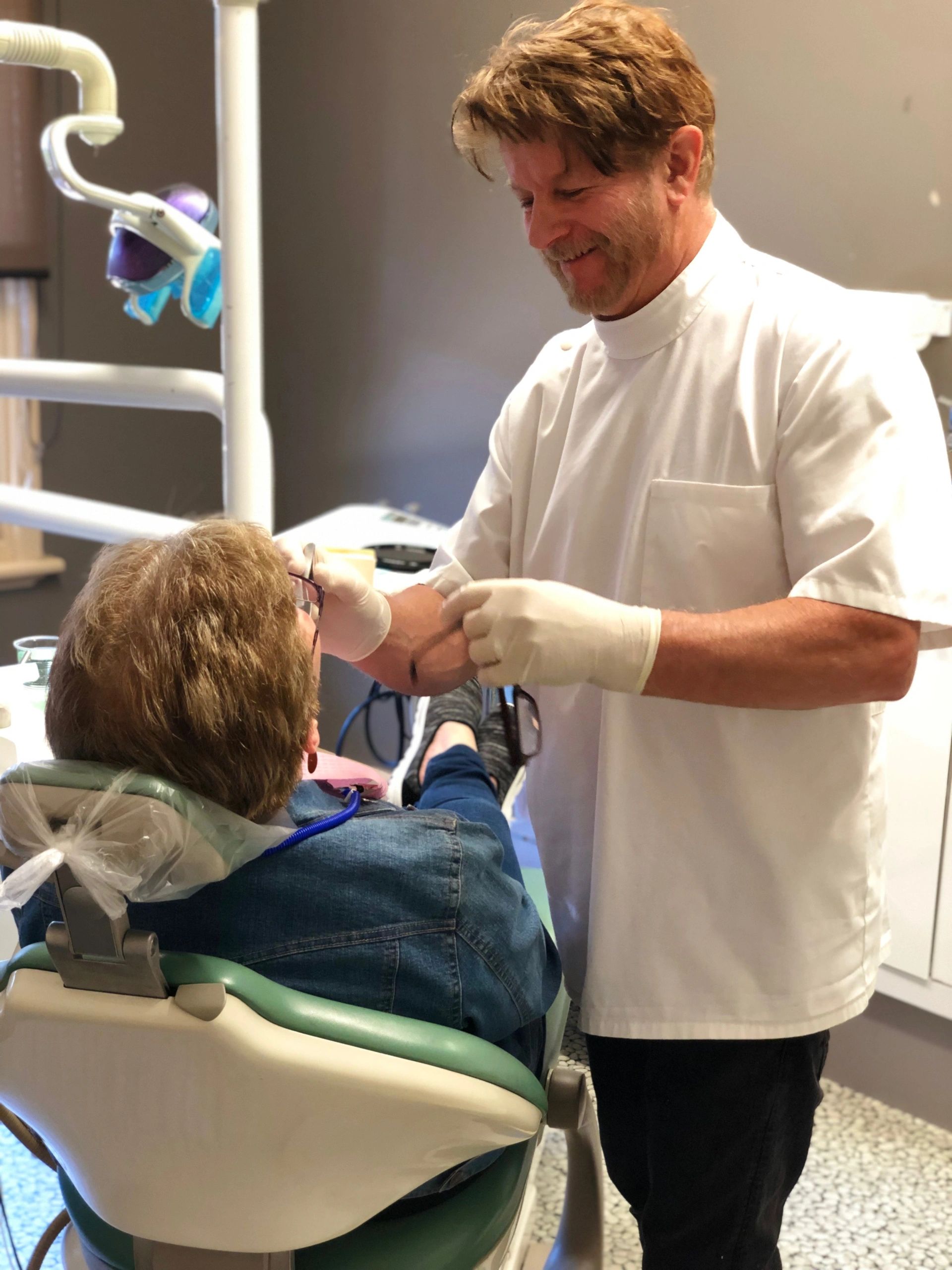 BAIRNSDALE DENTURES Dentures, Denture Repairs, Dental Prosthetist