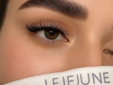 lejeune Hybrid brows stain