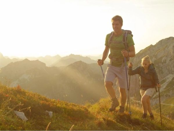 HIKERS IN SLOVENIAN ALPS
