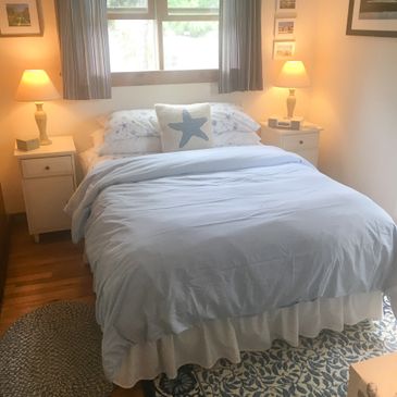 Double bed in Master Bedroom