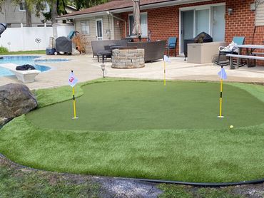 West Bloomfield Putting Green installers near me, Indoor Padded Sport Turf, Baseball Turf, Scoccer