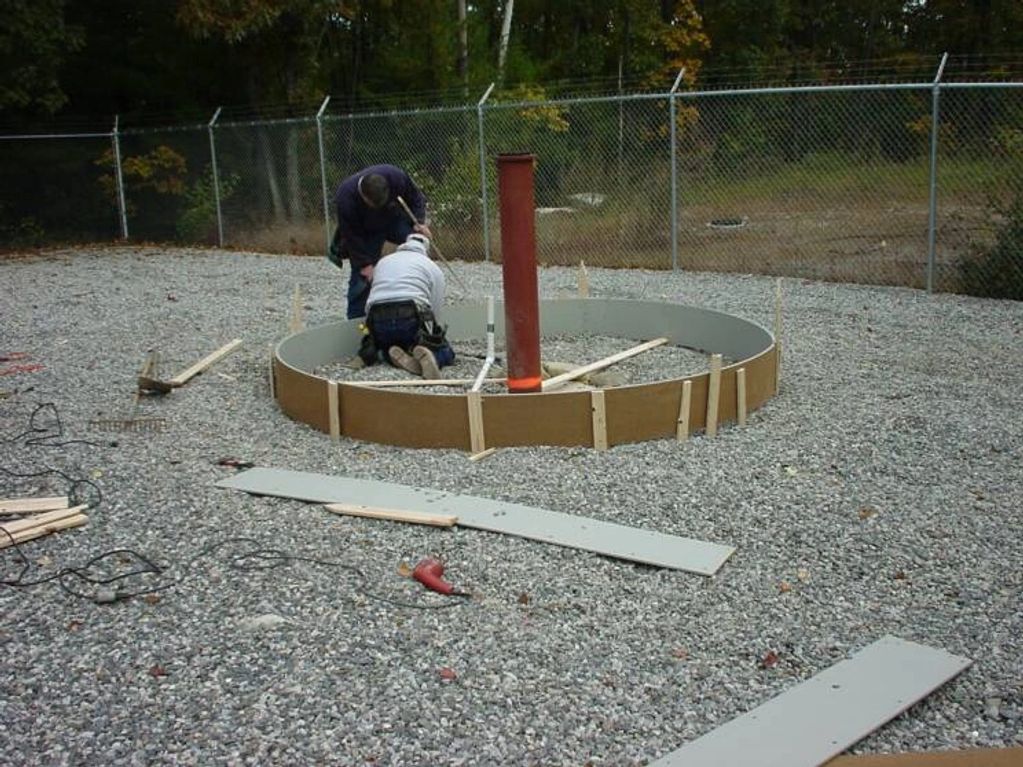 10 Foot Diameter form with 9" Diameter Iron Pier