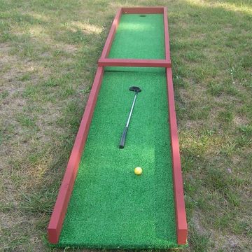 Mini Golf Course Hole #1 is a straight-line, this game rental is perfect for a hole in one challenge