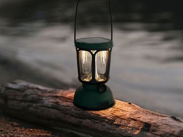 Raynic 6000 LED Camping Lantern Rechargeable, 650LM Hand Crank