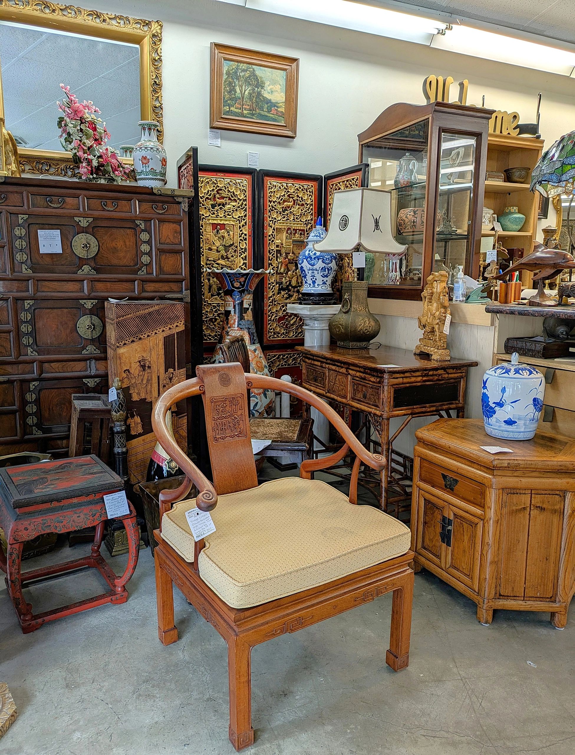 Brooklyn Mall, image size:1951x2560