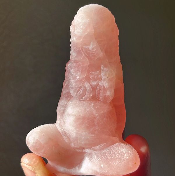 Rose Quartz Mother Earth’s energy is all about femininity, nurture, growth, new life and groundednes 