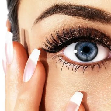 Close-up of eyebrow tattoo and lash extensions don’t at FabULash Artistry in Atlantic Beach, FL. 