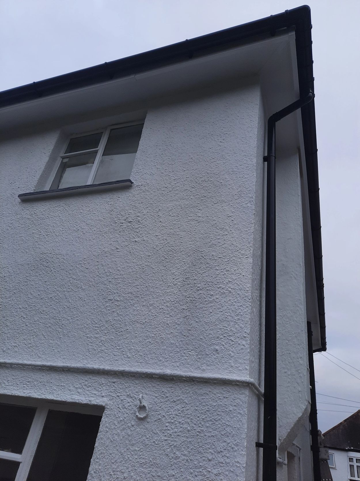 Exterior painting decorating to maintain the property and repair the exterior walls in Catford  
