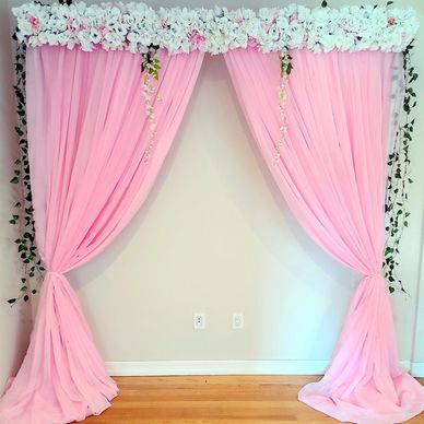 Circlular Floral Arch
Wedding Floral Arch
Wedding Backdrop
Alter Arch
Floral Arch
Queens Florist