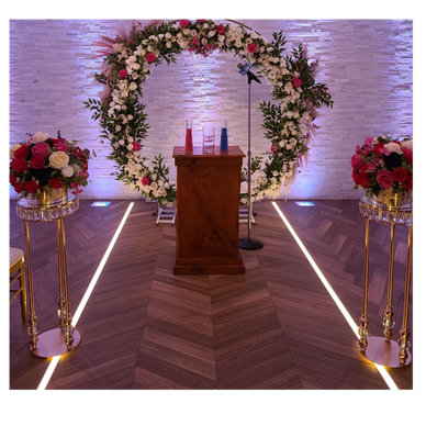 Circlular Floral Arch
Wedding Floral Arch
Wedding Backdrop
Alter Arch
Floral Arch
Queens Florist