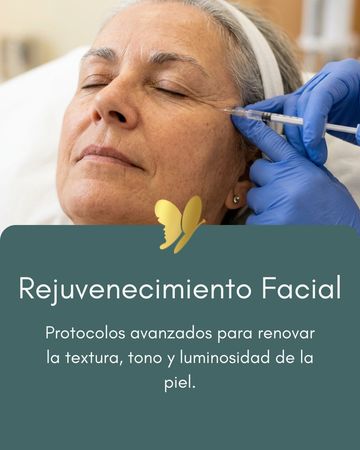 Mujer recibiendo tratamiento de rejuvenecimiento facial con inyección.