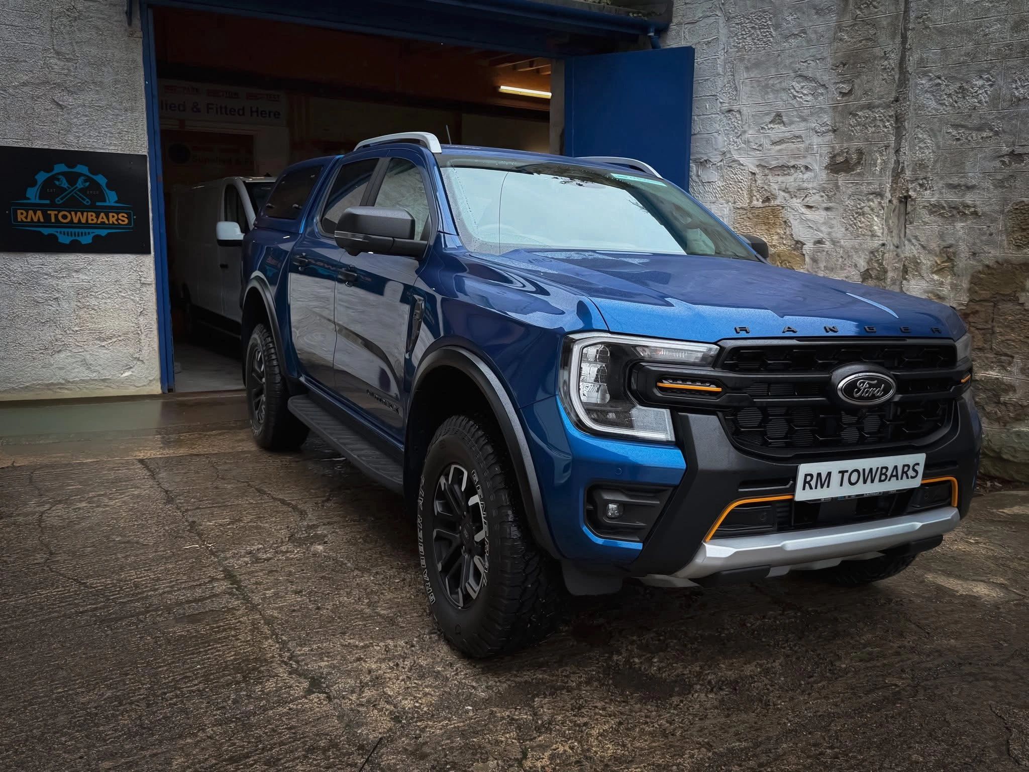 Ford: Ranger Canopy Fitting Inverness