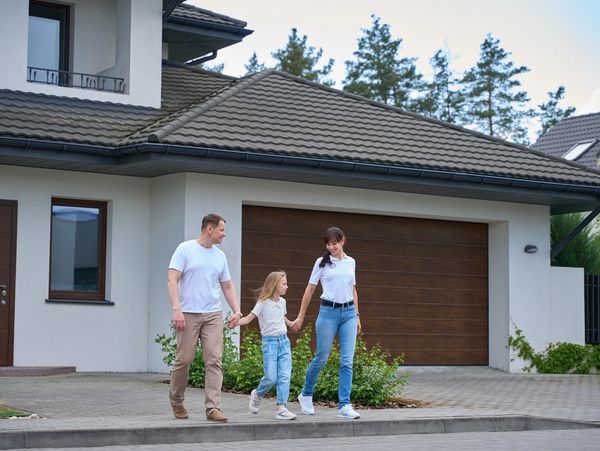 JMH REALTY GROUP