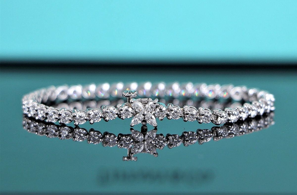 Tiffany and Co. Victoria Diamond Bracelet in Platinum 6.01 Carat