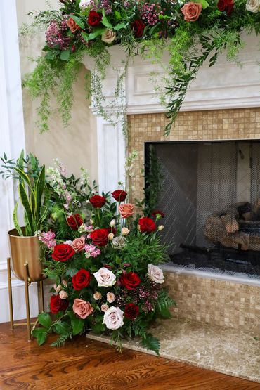 Fireplace decor with , florals, & elegant Christmas & seasonal décor. Thanksgiving and Christmas 